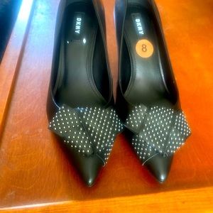 Dkny Black Pumps